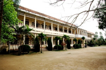 Ty le choi Dai Hoc Nguyen Trai
