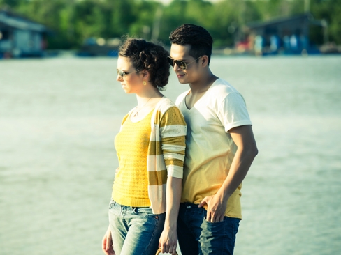 Hai người diện trang phục tông-xuyệt-tông rất nổi bật