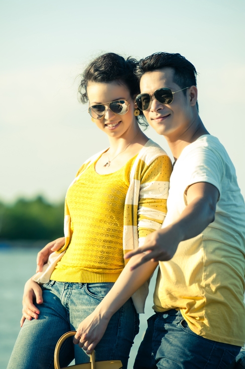Du bi loai, Truong The Vinh van than thiet cung ban nhay