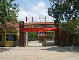 Ty le choi Dai Hoc Hoa Lu Ninh Binh