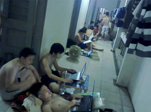Anh che hai huoc ve nhung ngay nang nong