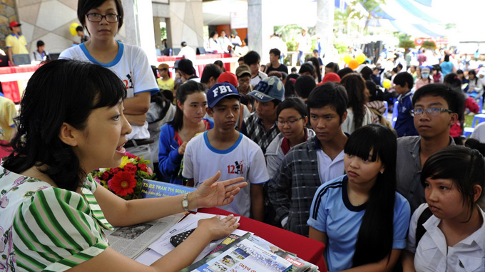 Nhung luu y ve suc khoe va dinh duong mua thi