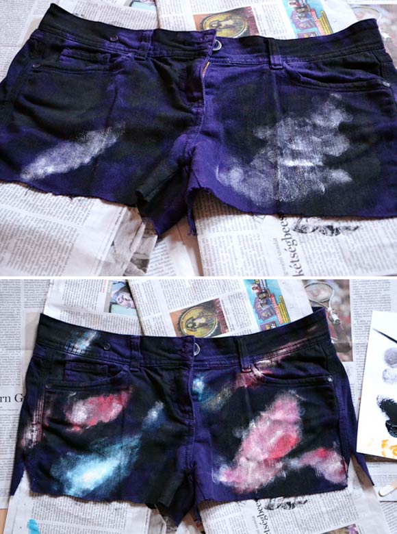 F5 quần short họa tiết Galaxy đón hè