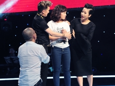 Giong hat Viet 2013: “An so” Quoc Trung chiem uu the, Diva My Linh bi “co lap”?
