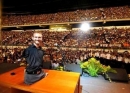 Chàng trai kì diệu nhất hành tinh Nick Vujicic sẽ đến Việt Nam chiều 22/05/2013