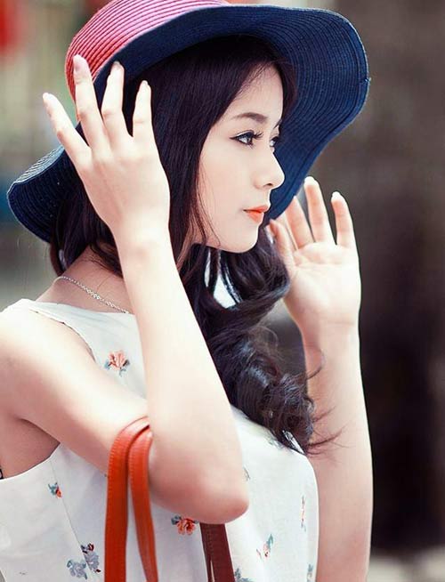 Hot girl, hot boy bat mi chuyen tinh \