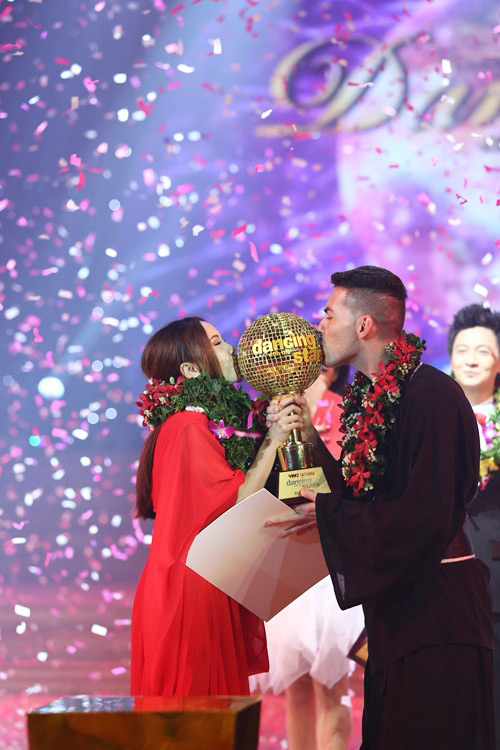Yen Trang dang quang Buoc nhay hoan vu 2013