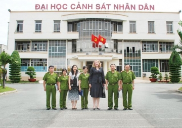 Ty le choi Dai Hoc Canh Sat Nhan Dan