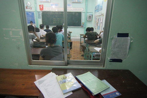 Sat ki thi tot nghiep hoc sinh lop 12 \