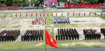 Ty le choi he cao dang quan su truong Si Quan Thong Tin