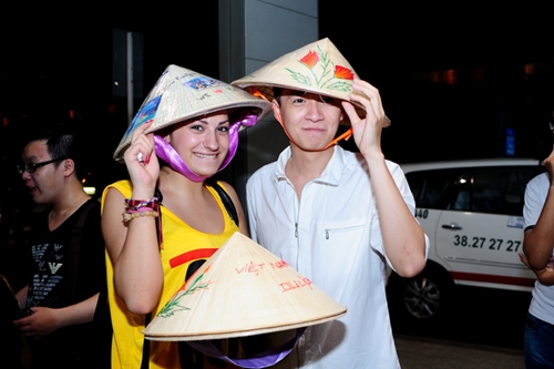 Buoi chia tay day nuoc mat cua sao Buoc nhay hoan vu va ban nhay