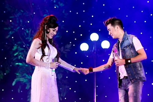 Lam Chi Khanh - Nguoi tinh dep nhat cua Mr Dam tren san khau