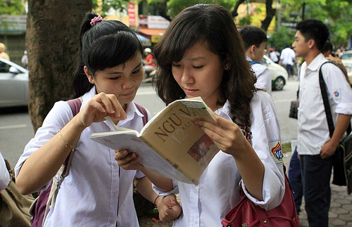 Thoi tiet thuan loi trong ngay thi tot nghiep dau tien