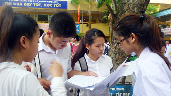 Nhung suy nghi lech lac trong bai thi tot nghiep mon van co bi chiu thiet thoi?