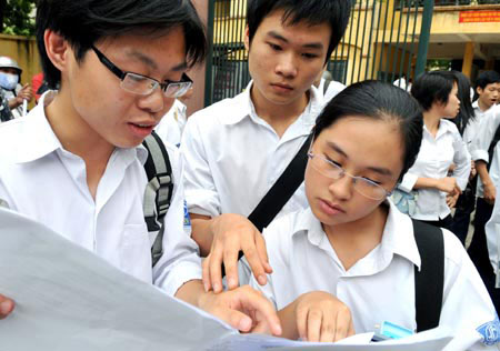 Thi vao lop 10 nam 2013 tai Ha Noi: Thi sinh nhan phieu bao thi tu 10/6