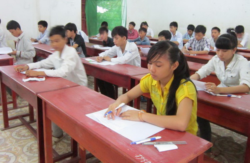 Thí sinh trong phòng thi
