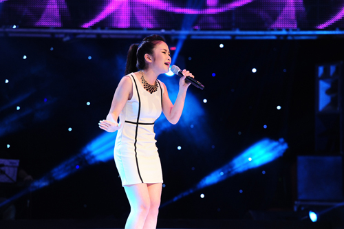 Giong hat viet giup thi sinh vuon len thanh \