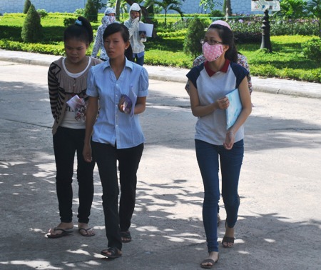 Đề Hóa vừa sức, thí sinh nhẹ nhõm kết thúc môn thi cuối