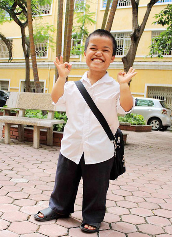Nghi luc dang kham phuc cua nhung si tu dac biet trong ky thi dai hoc 2013