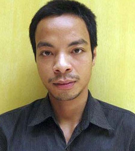 Nguyen mau Phong Tom: Cuoc song dao lon vi bi che anh