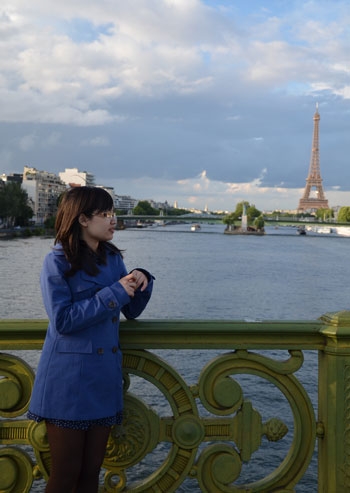 Gap nu sinh Viet duoc nhan hoc bong Tien si cua Phap
