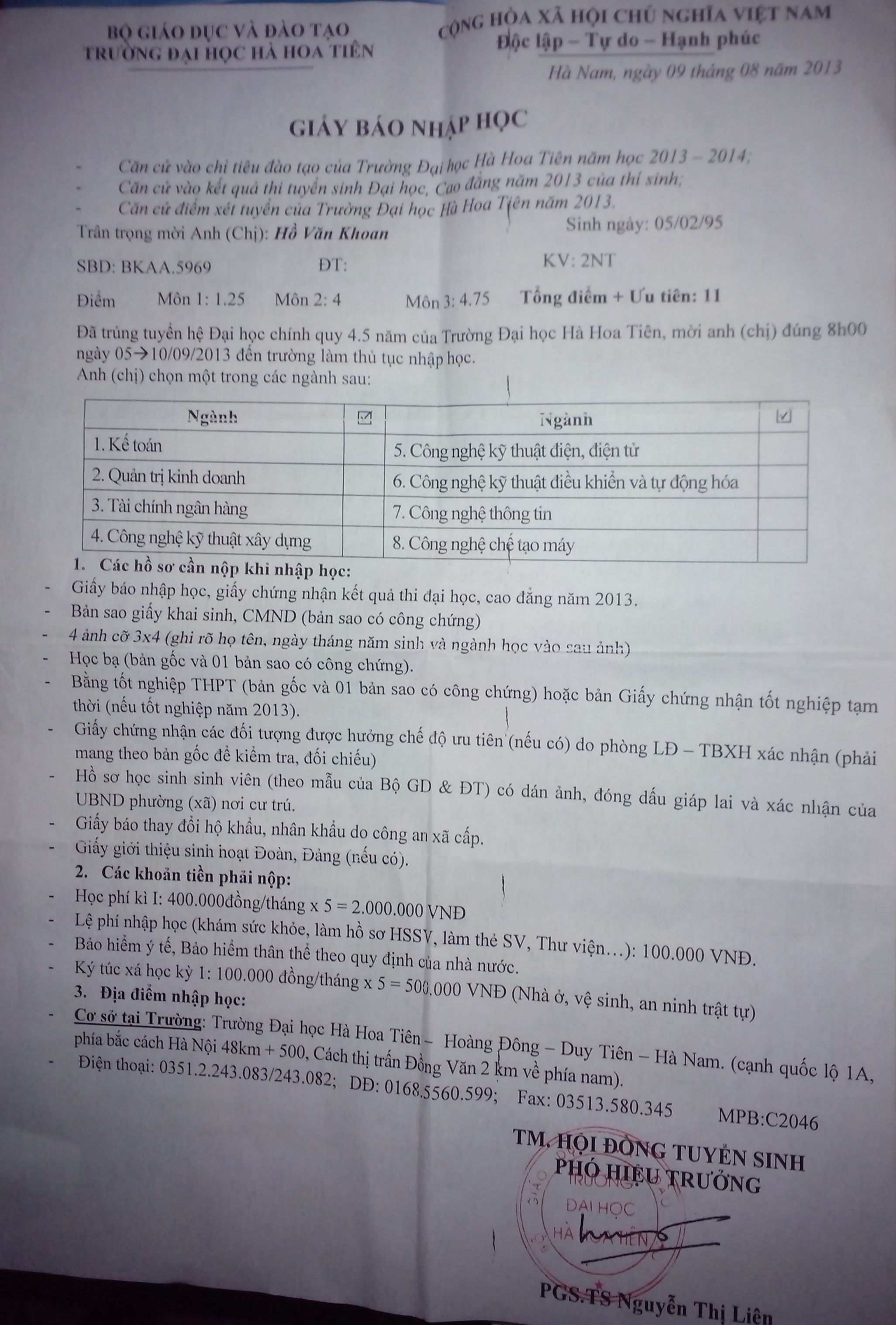 Duoi diem san van trung tuyen Dai Hoc Ha Hoa Tien