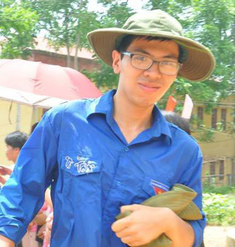 Tan sinh vien hao hung trai nghiem cuoc song moi