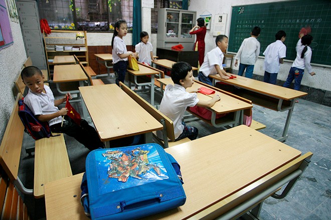 Xuc dong le khai giang cua tre em khuyet tat