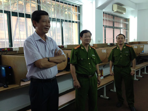 Siet chat giam sat thi bang lai xe