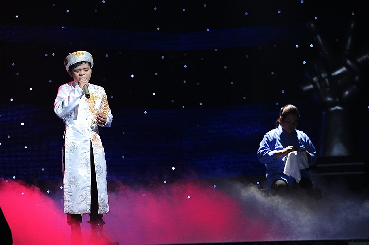 Nhung khoanh khac dep trong dem chung ket Giong hat viet nhi 2013