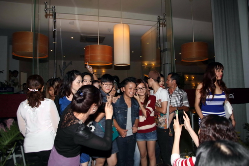 Thi sinh Giong hat viet nhi \