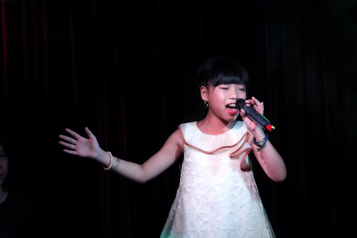 Thi sinh Giong hat viet nhi \