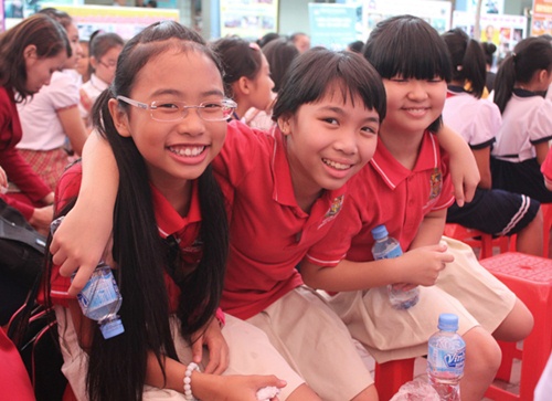 Phương Mỹ Chi nhí nhảnh thi "vở sạch chữ đẹp" - 7