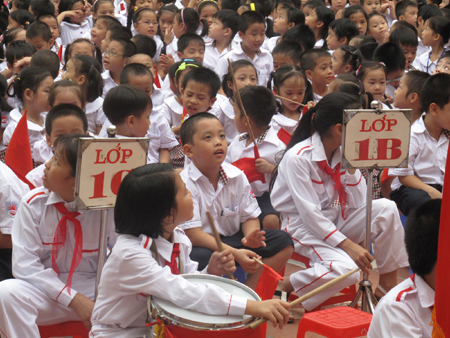 80% bà mẹ đóng vai trò quyết định trong việc chọn trường học cho con.