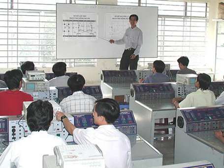 Tap trung dao tao nghe chat luong cao tieu chuan ASEAN