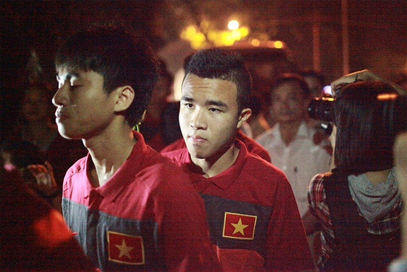 U19 Viet Nam thanh kinh den vieng Dai tuong Vo Nguyen Giap