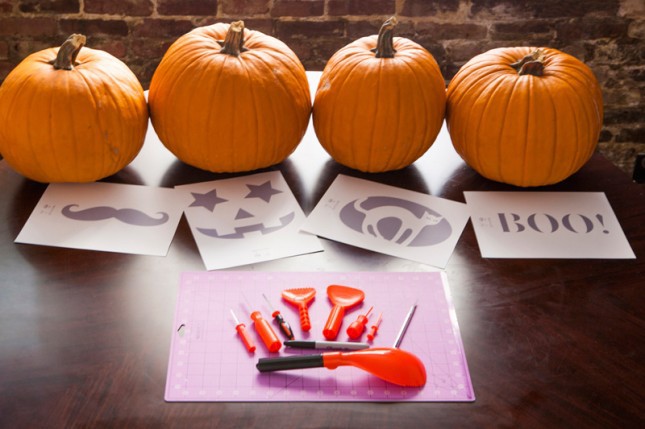 Cach lam den bi ngo don Halloween don gian nhat