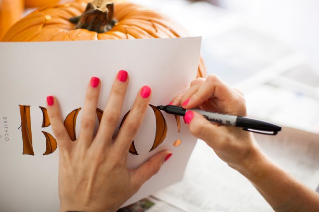 Cach lam den bi ngo don Halloween don gian nhat