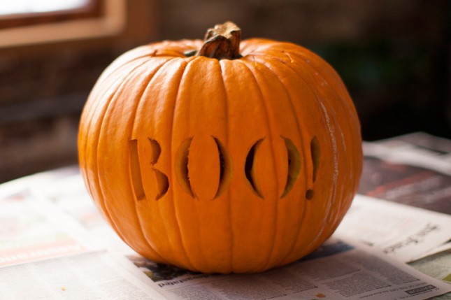 Cach lam den bi ngo don Halloween don gian nhat