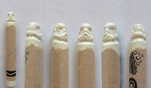 Những chú Stormtrooper được điêu khắc sống động.