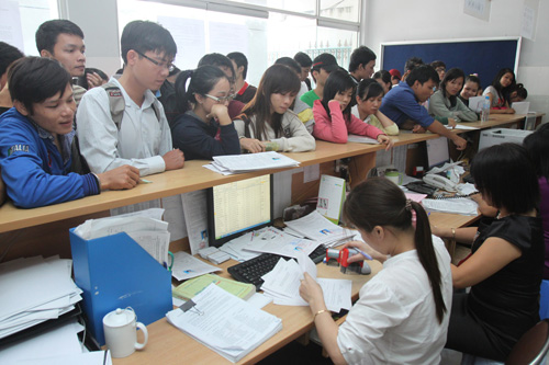 Diem chuan DH cong nghiep TPHCM nam 2013 cao hon nam truoc