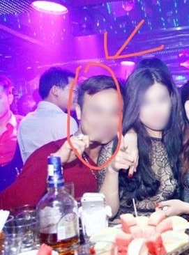 Nguoi yeu cu den tan nha doi lai qua sau khi chia tay