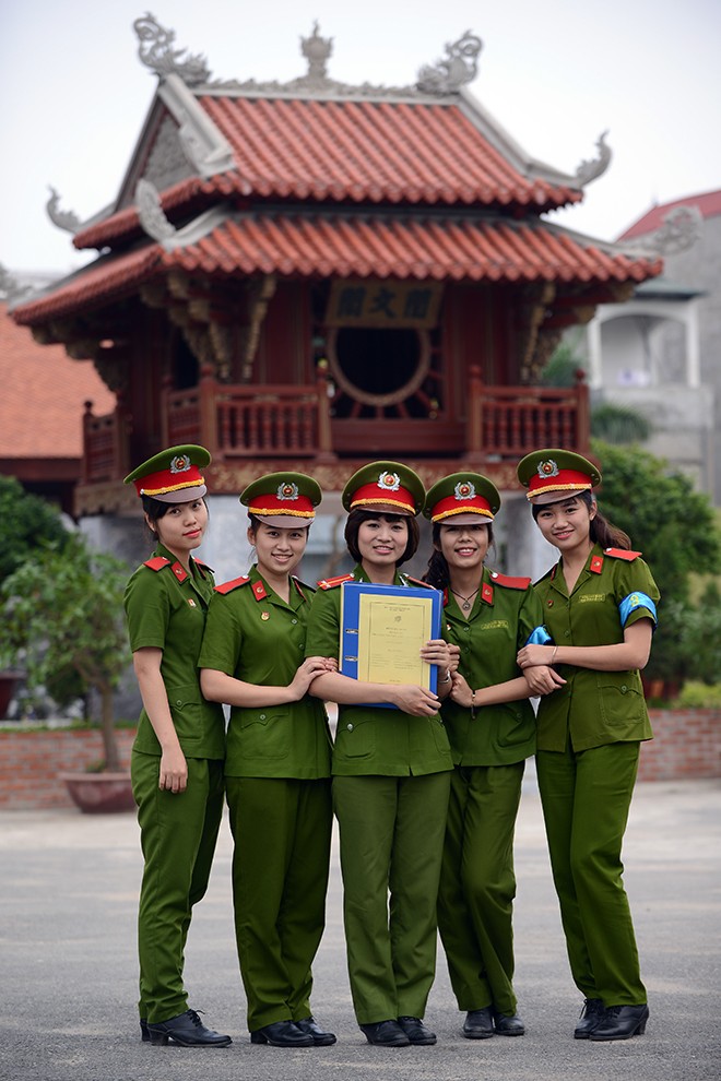 Cô giáo xinh đẹp của hàng ngàn sinh viên trường Cảnh sát 8