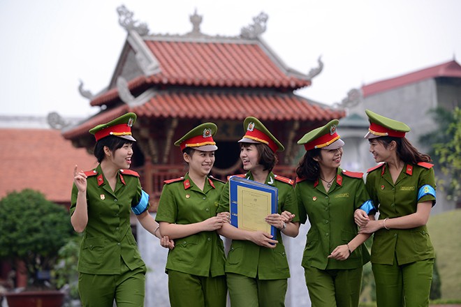 Cô giáo xinh đẹp của hàng ngàn sinh viên trường Cảnh sát 9