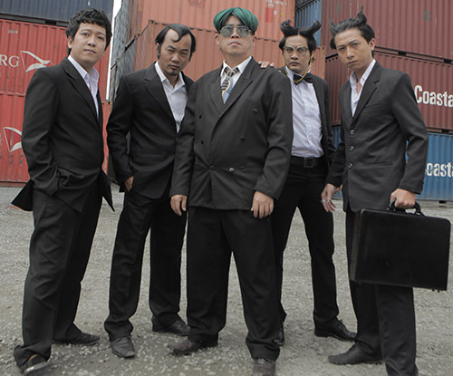 Phim tet 2014: Hoai Linh lam xe om \