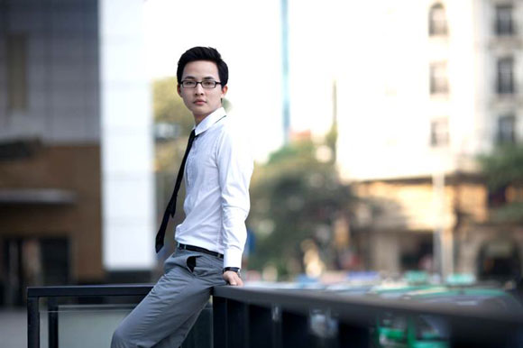 Thầy giáo hotboy Lại Tiến Minh tung độc chiêu trị trò hư