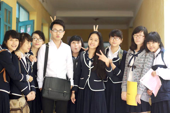 Thầy giáo hotboy Lại Tiến Minh tung độc chiêu trị trò hư