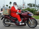 Sinh viên rộn ràng làm thêm mùa noel