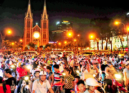Những địa điểm vui chơi Giáng sinh tại Sài Gòn anh 1
