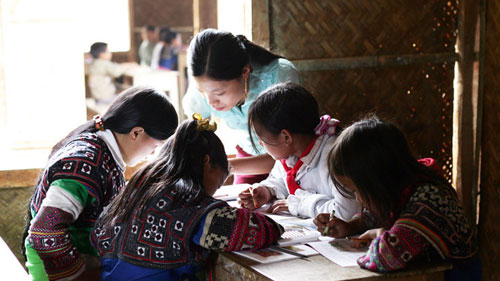 Thuong tet giao vien 2014 bang dau an, chen bat